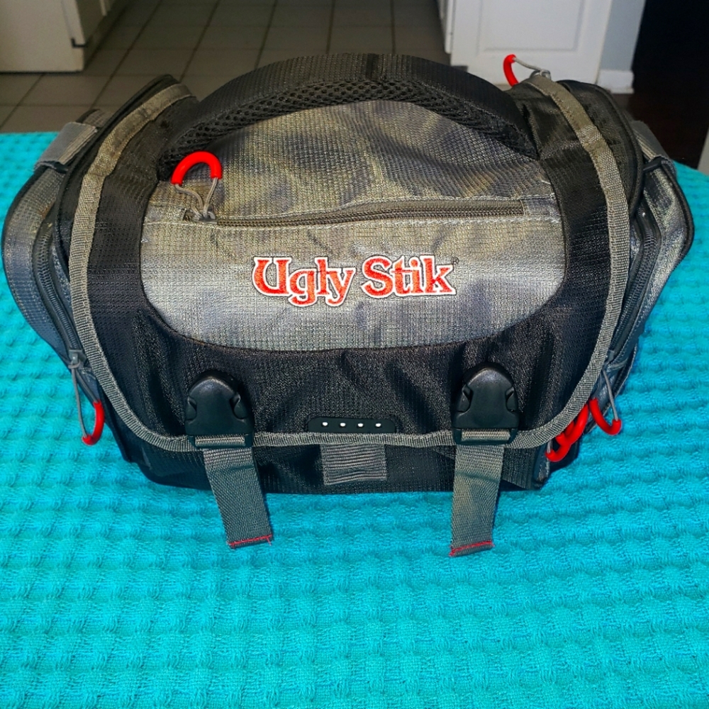 Ugly Stik soft sided tackle box
